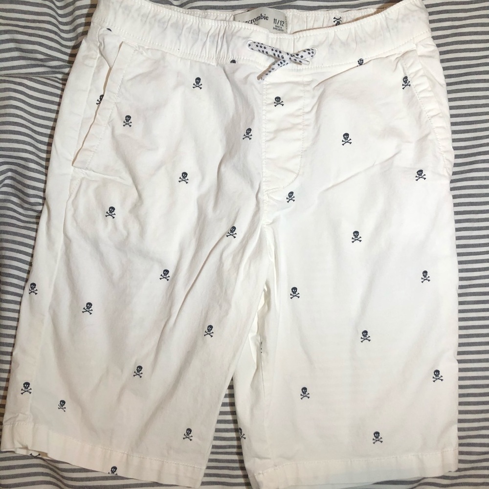 Abercrombie Kids White Skull Shorts